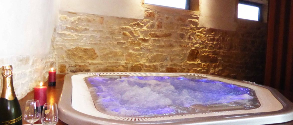 Gîte rural avec jacuzzi privatif près de Lyon dans le Rhône