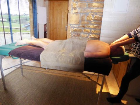Massage Ayurvédique près de Lyon - Gîte Stone & Spa Massage Ayurvédique près de Lyon - Gîte Stone & Spa